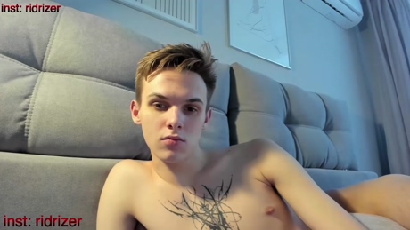 horny_jerk_roy_prick2001  06-01-2022